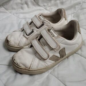 Veja T2 play condition sneakers